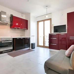 Primopiano - Caduti Missione Appartamento Milano