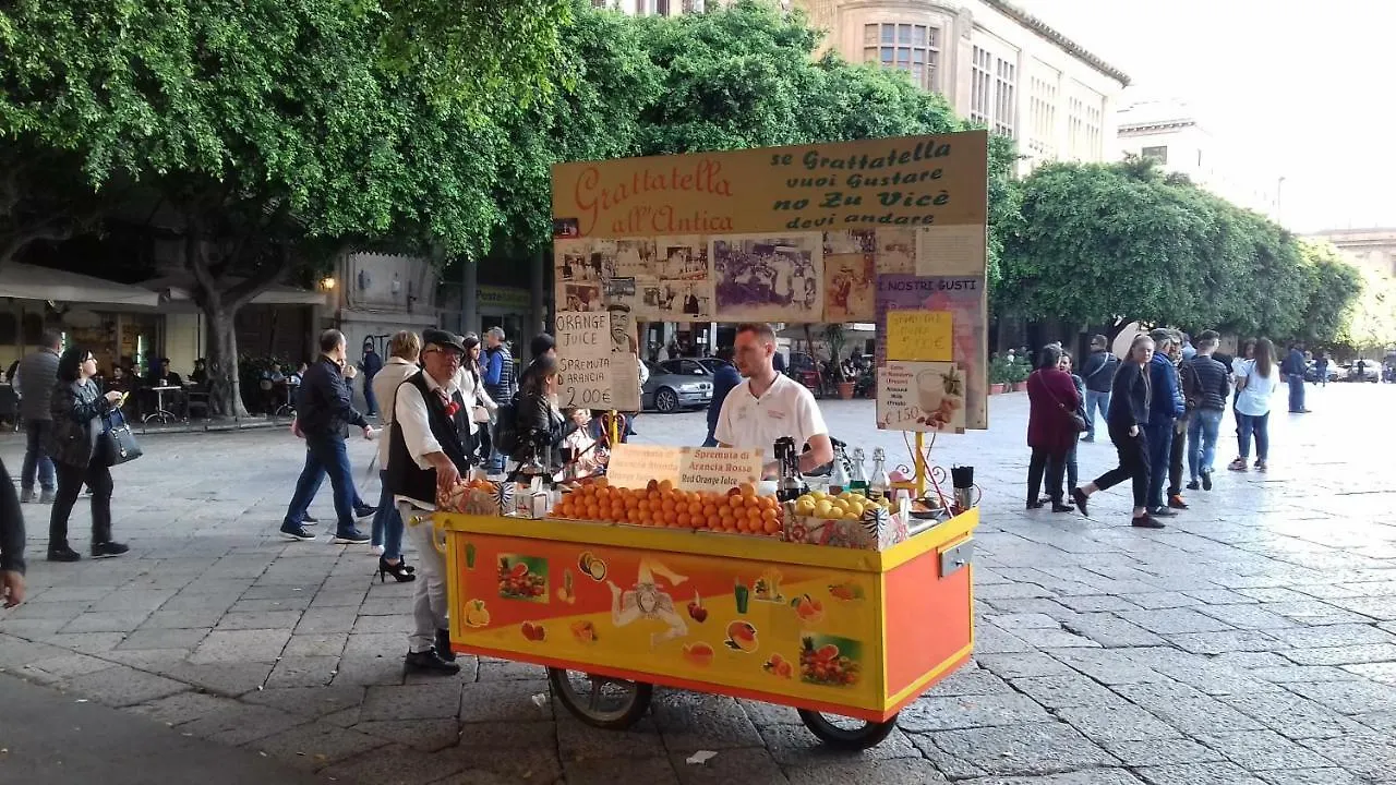 Privatunterkunft Da Mary Guest House Palermo